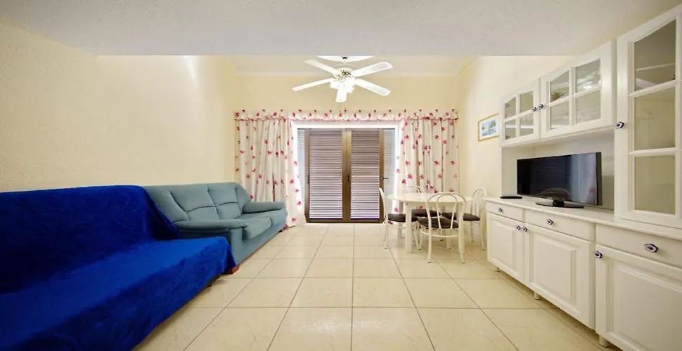 Apartamento En Ps II Arona  İspanya